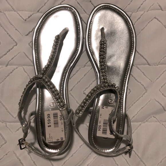 Unisa dressy sandals. Women’s size 9. - Picture 4 of 4